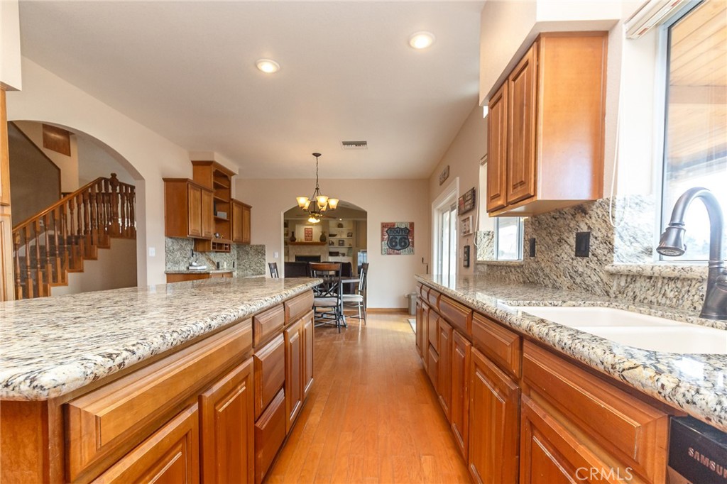 915 Beach Drive Property Photo 28