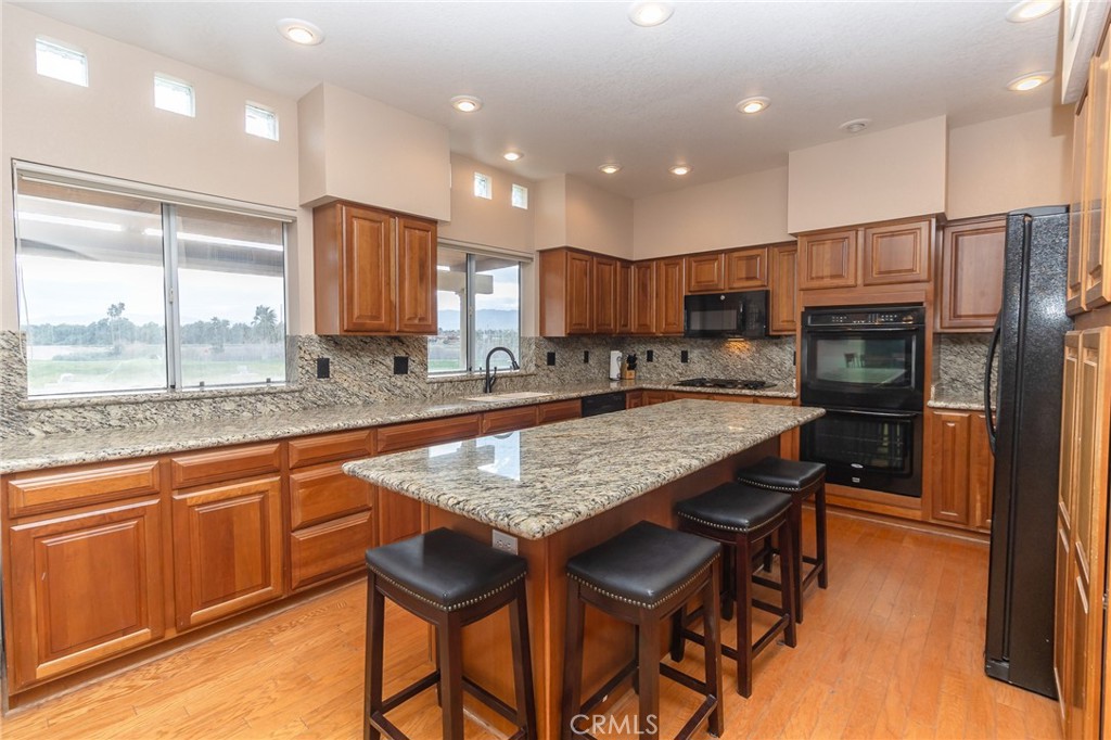 915 Beach Drive Property Photo 30