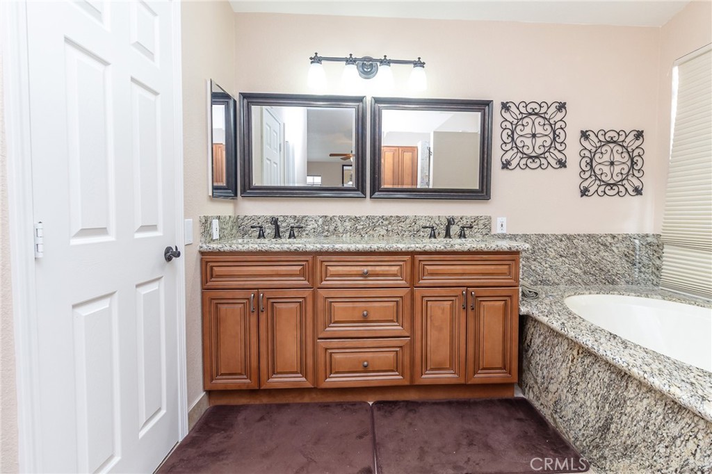 915 Beach Drive Property Photo 36