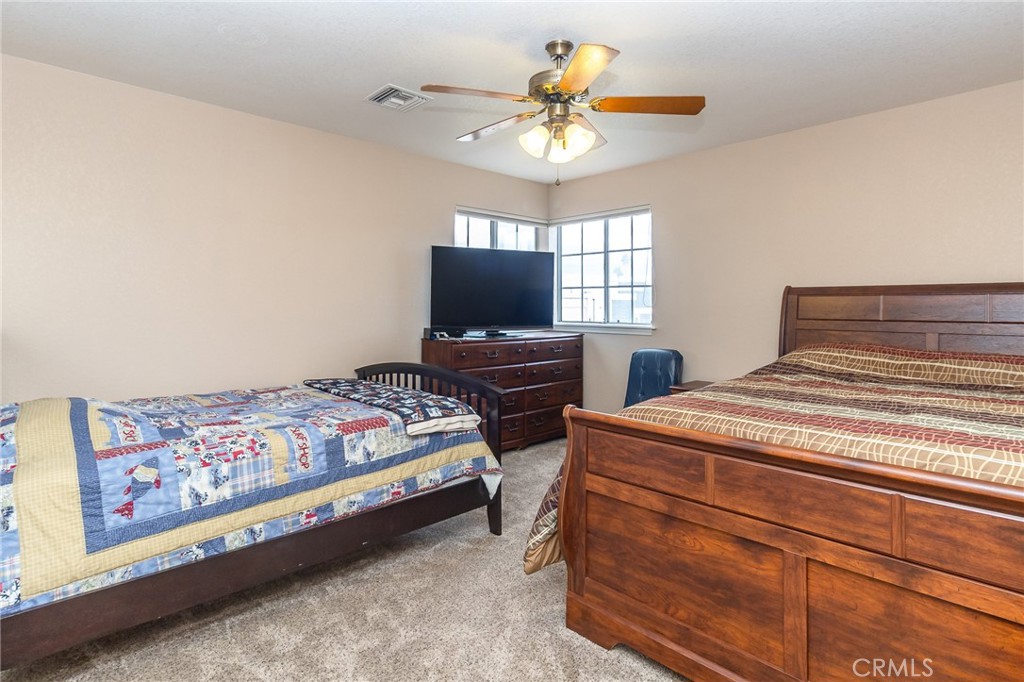 915 Beach Drive Property Photo 44