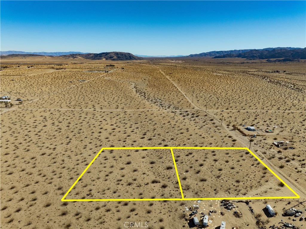 64004 Desert Trail Drive Property Photo 1