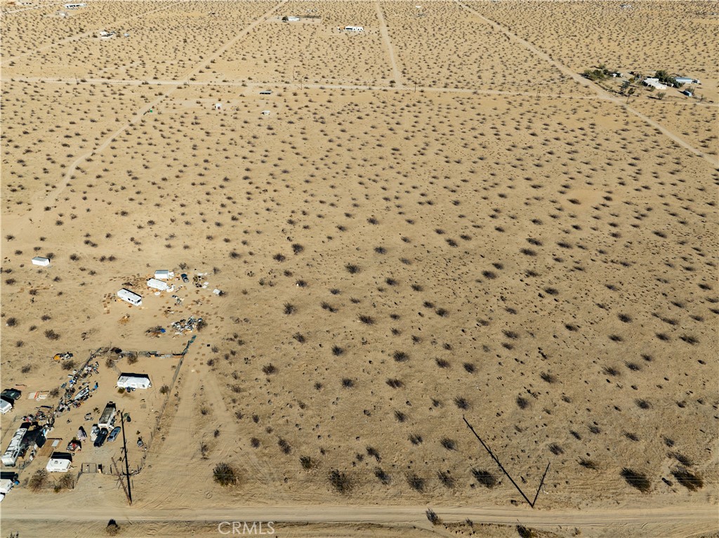 64004 Desert Trail Drive Property Photo 15