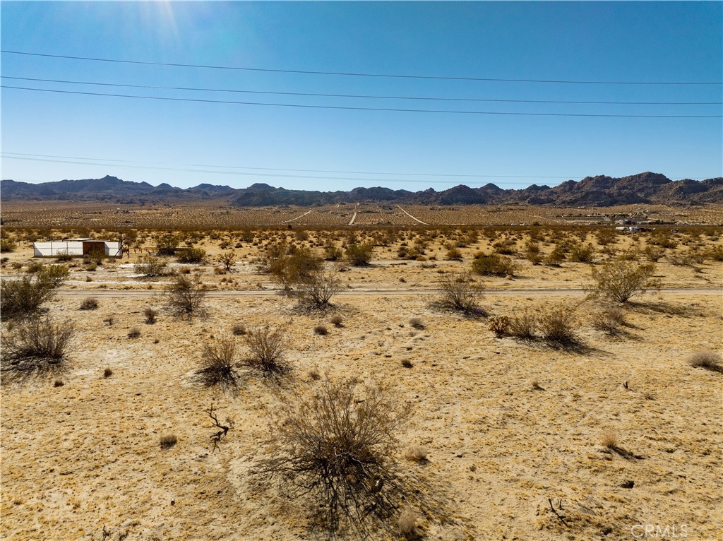 64004 Desert Trail Drive Property Photo 19