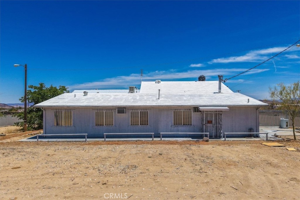 56166 Handley Property Photo 3