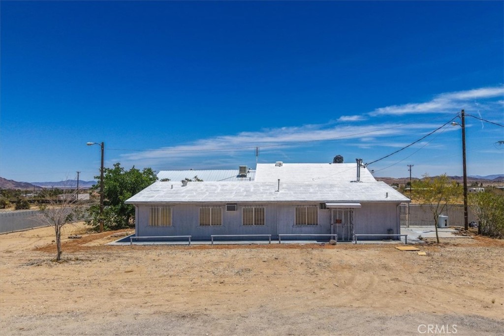 56166 Handley Property Photo 4