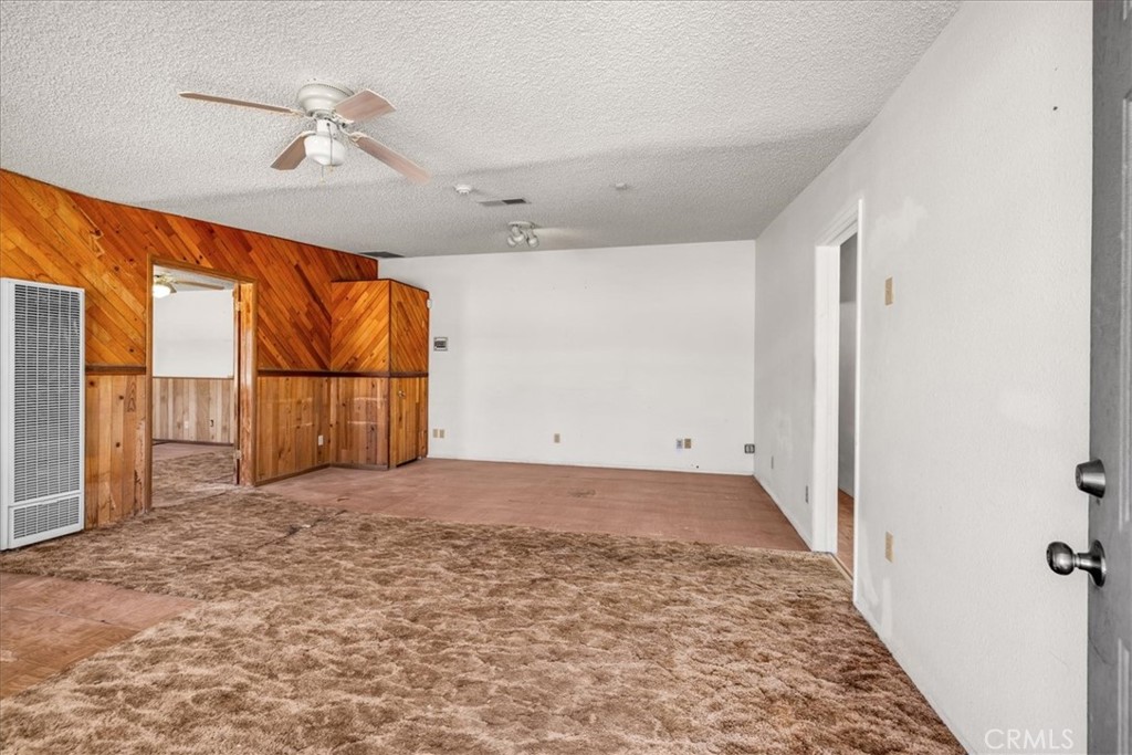 56166 Handley Property Photo 5