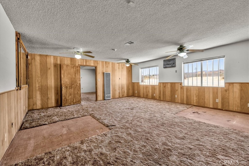 56166 Handley Property Photo 10