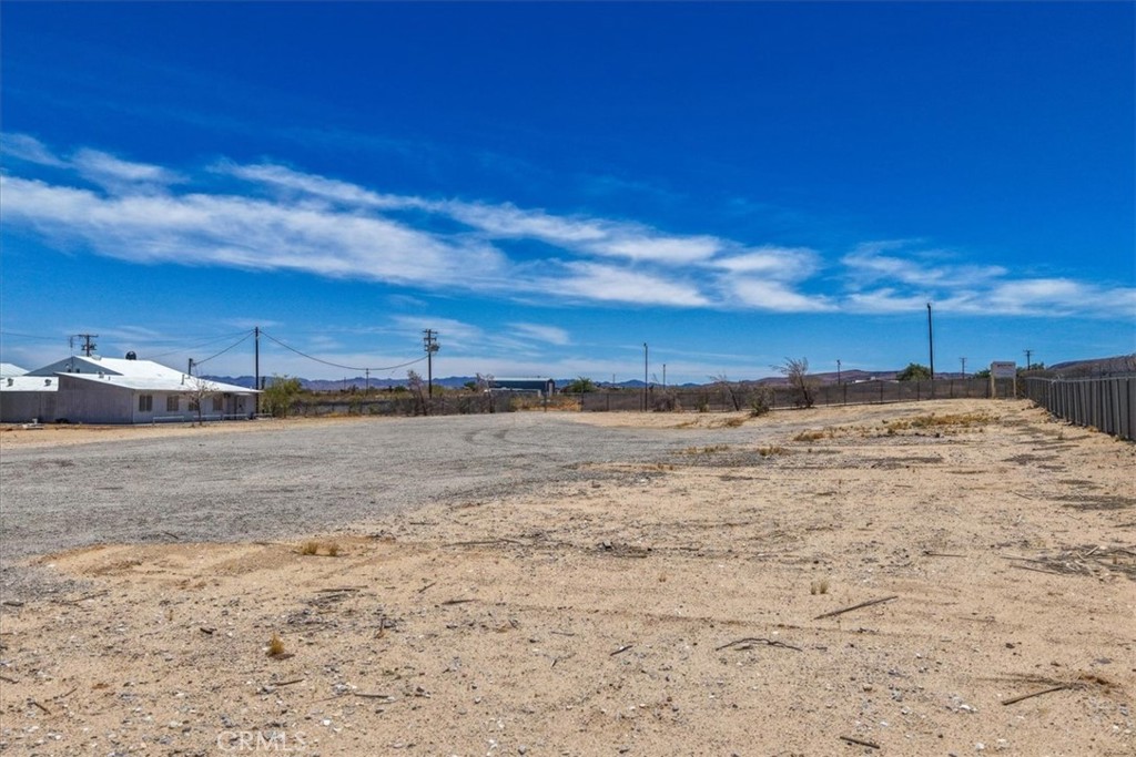 56166 Handley Property Photo 37