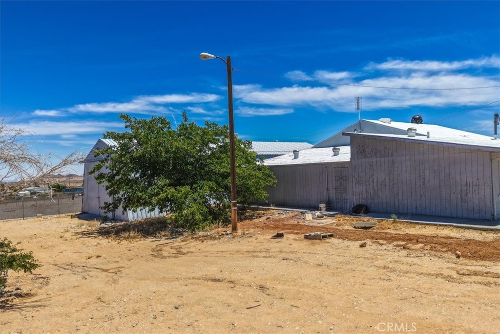 56166 Handley Property Photo 48