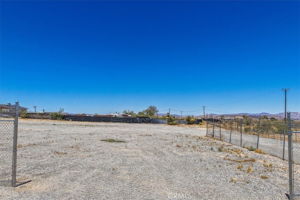 56166 Handley Property Photo 55