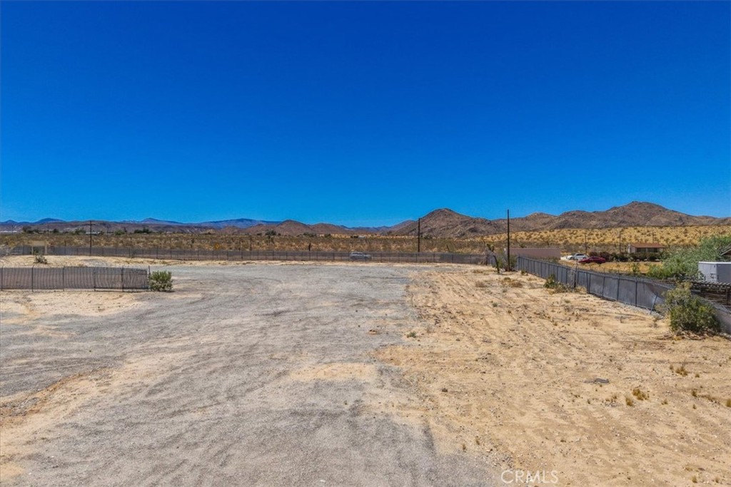56166 Handley Property Photo 59