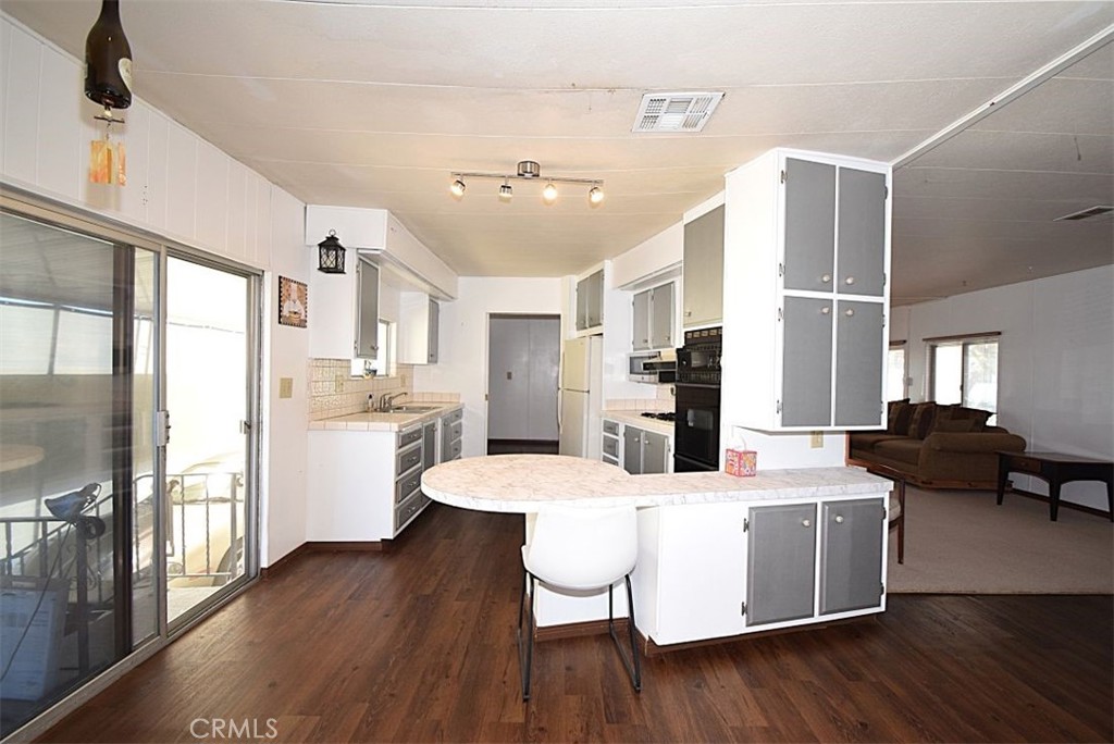 56254 29 Palms Highway 124 Property Photo 8