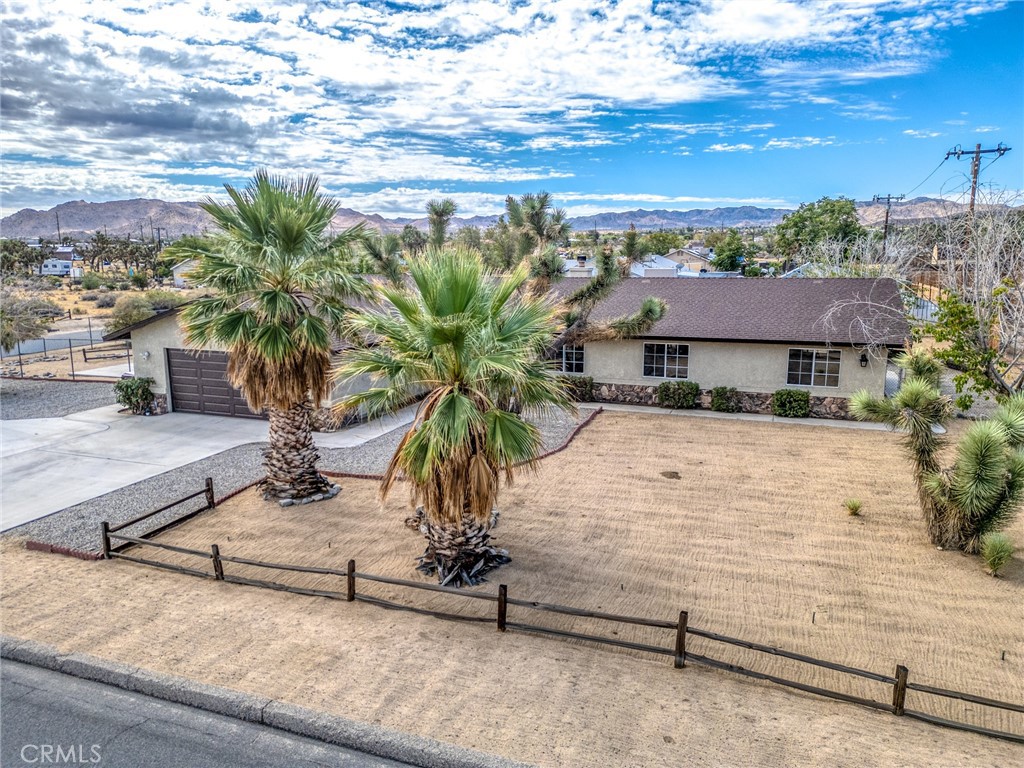 58235 Paxton Property Photo 4