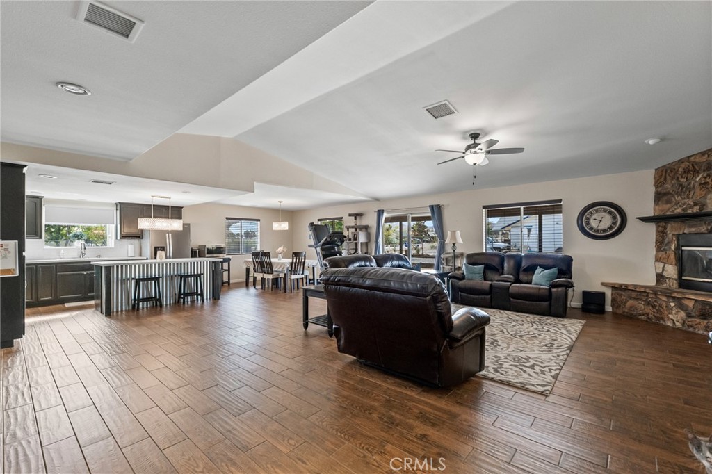 58235 Paxton Property Photo 14