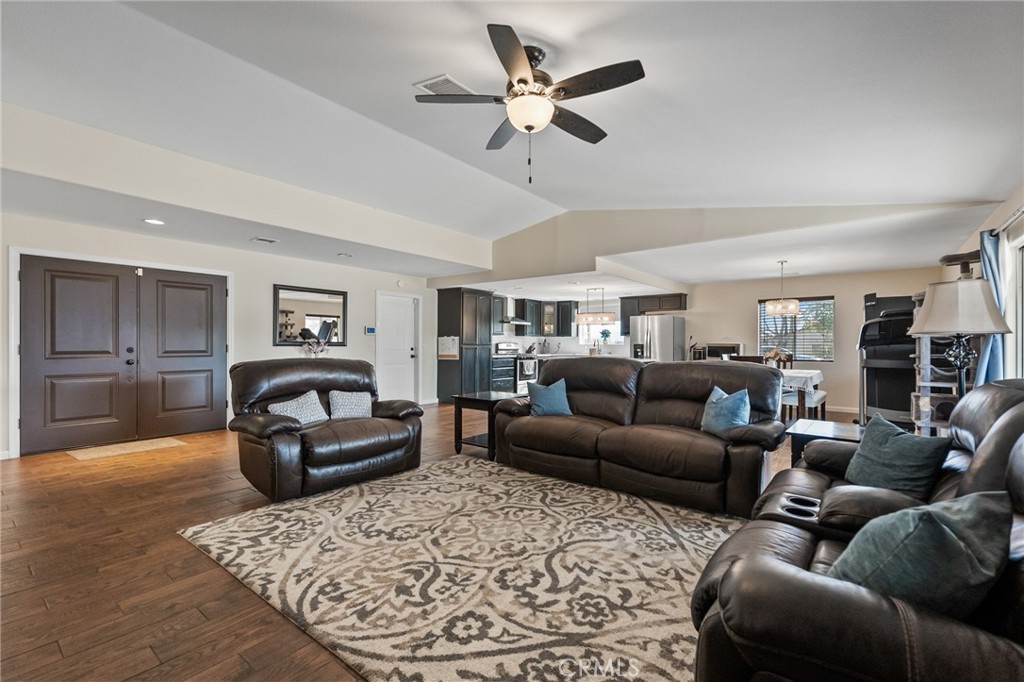 58235 Paxton Property Photo 24
