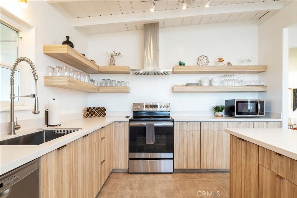 64380 Sullivan Road Property Photo 11