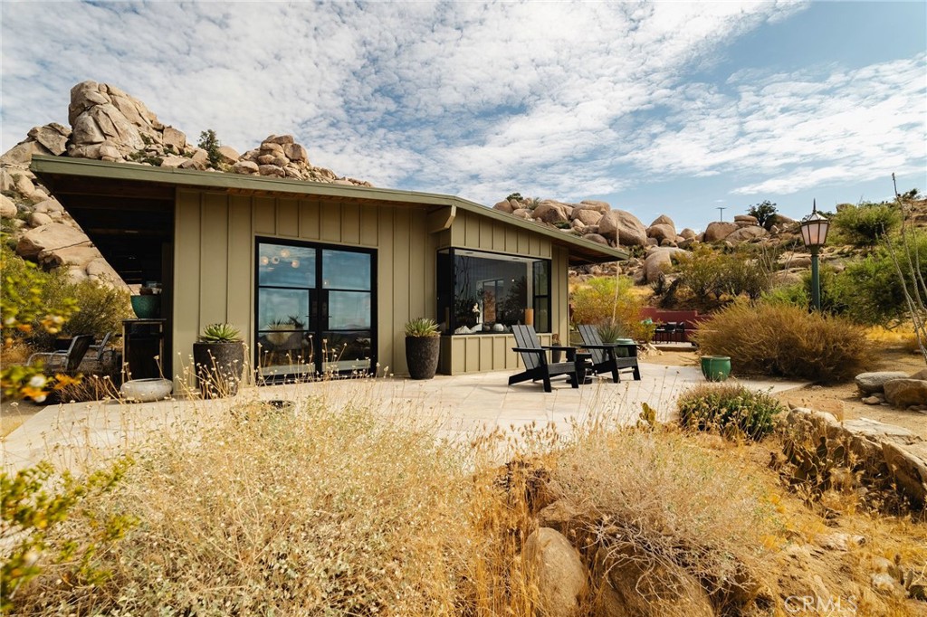 51222 Gamma Gulch Road Property Photo 2