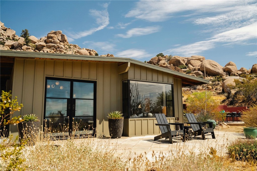 51222 Gamma Gulch Road Property Photo 4