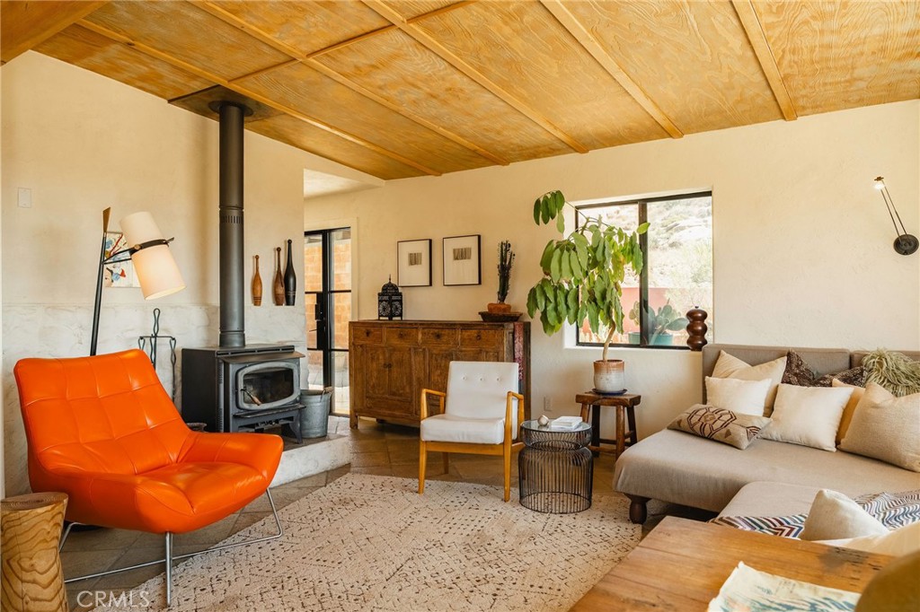 51222 Gamma Gulch Road Property Photo 10