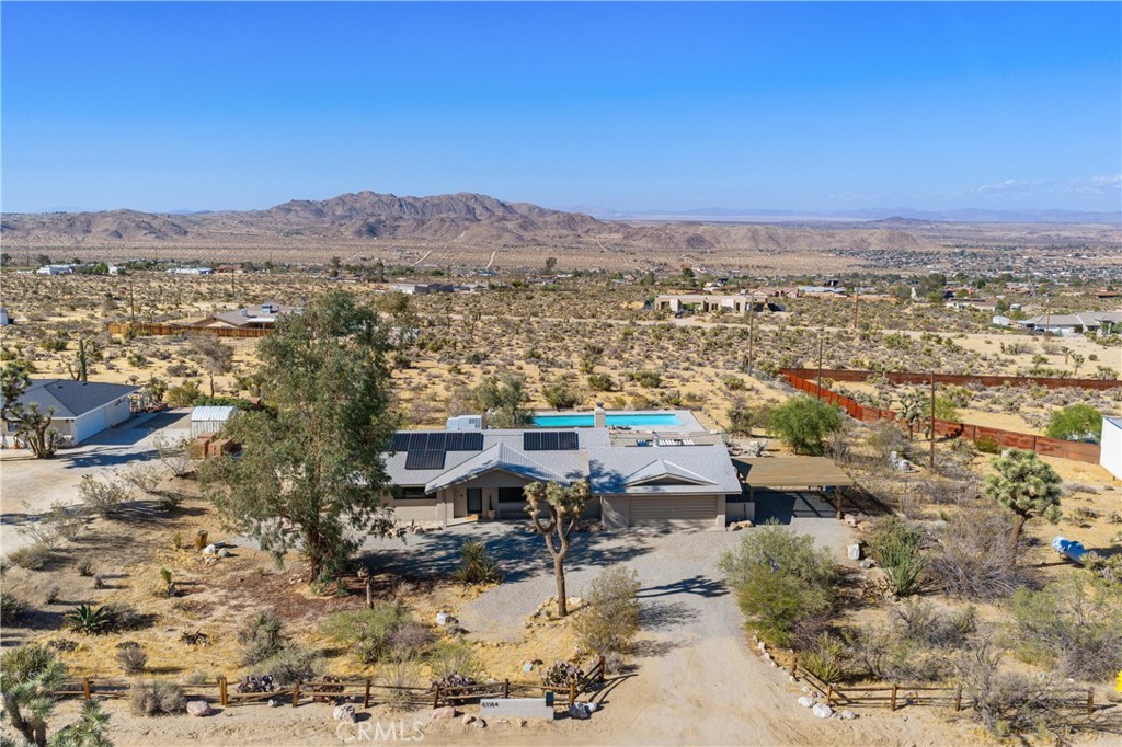 61184 Onaga Trail Property Photo 42