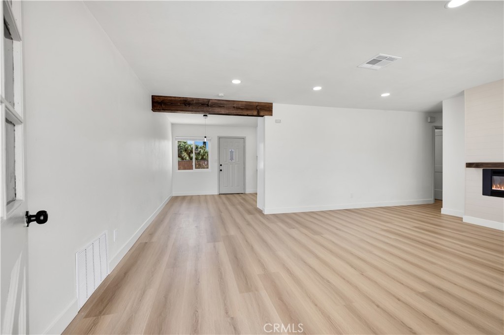 7623 Frontera Avenue Property Photo 7