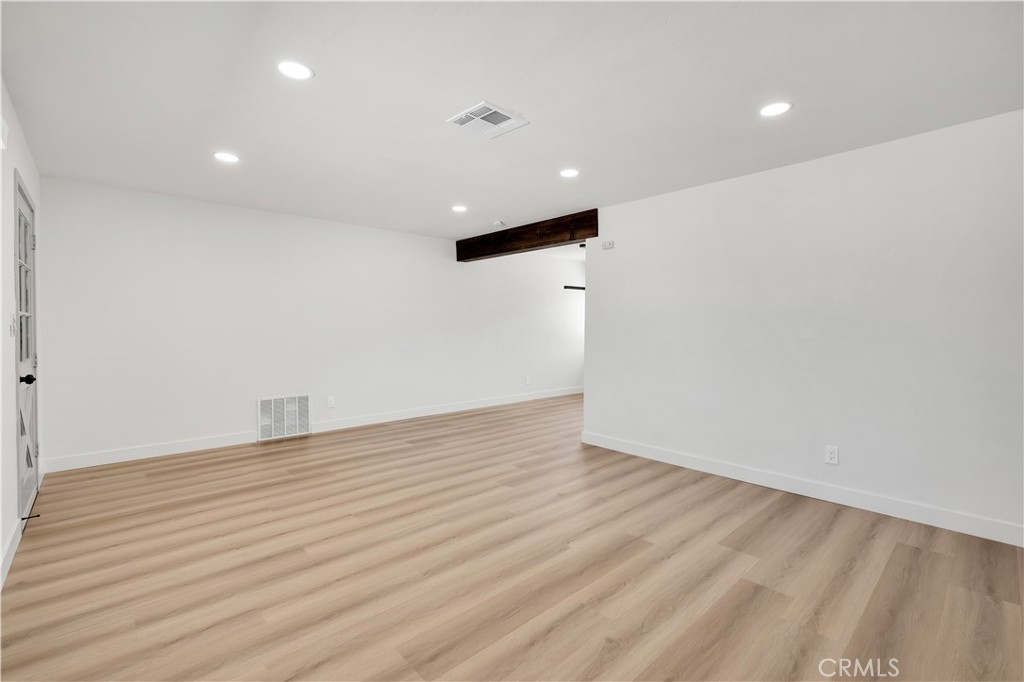 7623 Frontera Avenue Property Photo 9