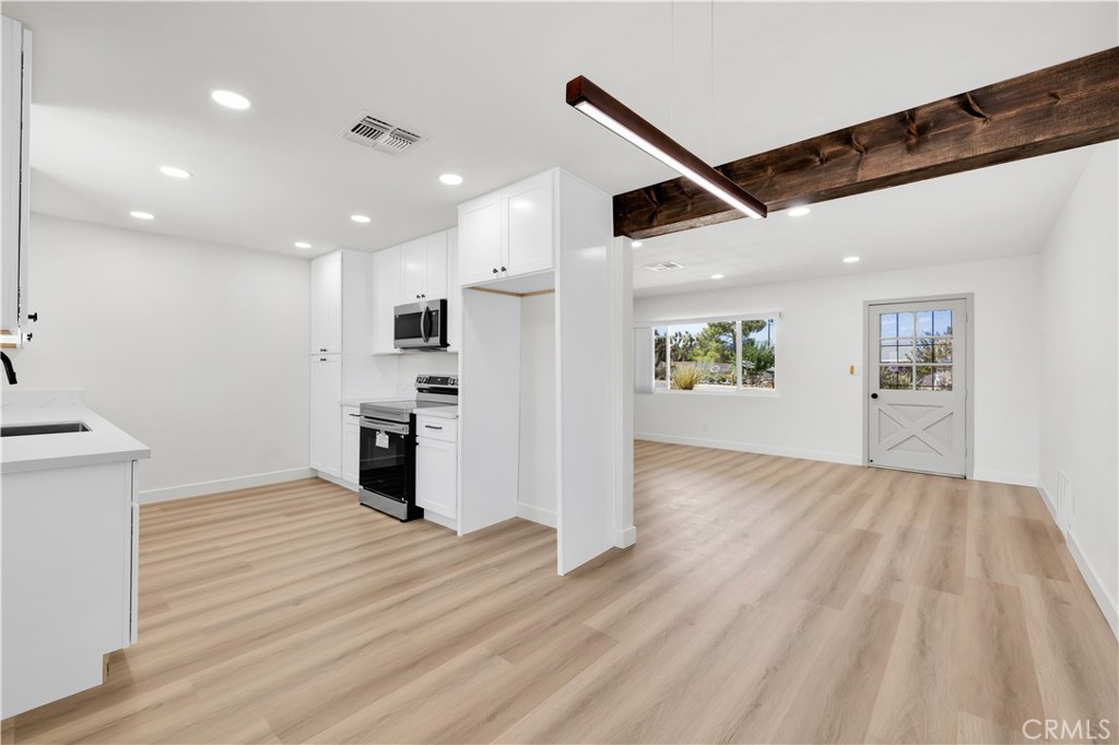 7623 Frontera Avenue Property Photo 12