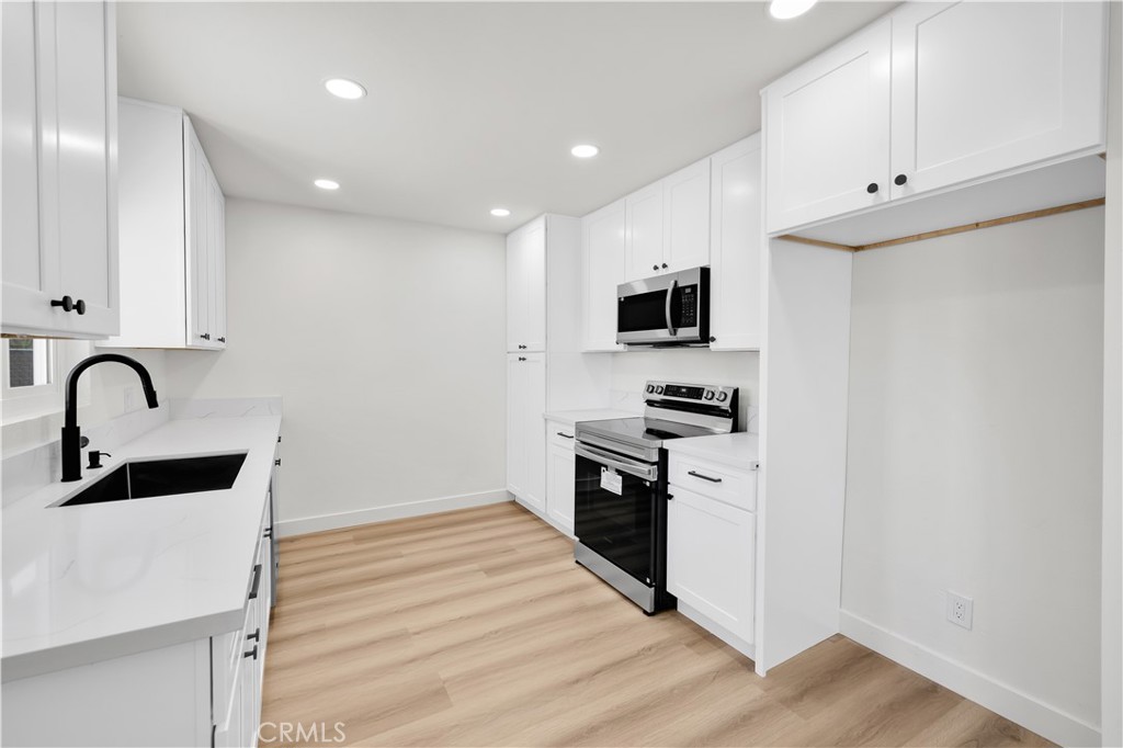 7623 Frontera Avenue Property Photo 13