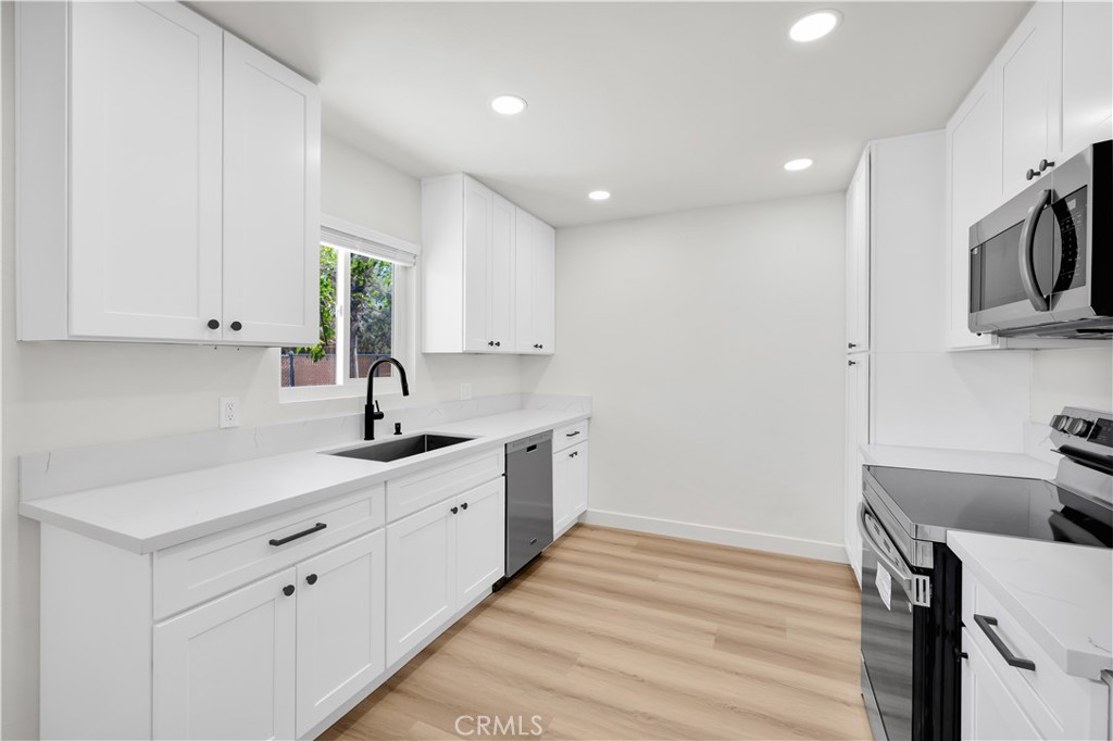 7623 Frontera Avenue Property Photo 14