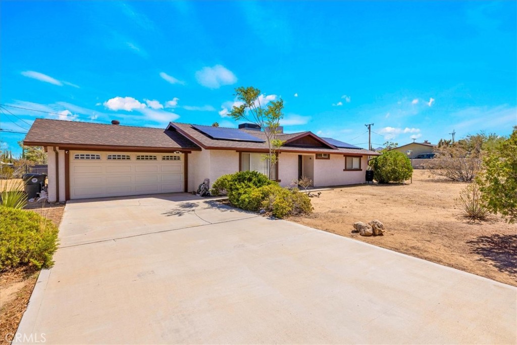 7433 Frontera Avenue Property Photo 1