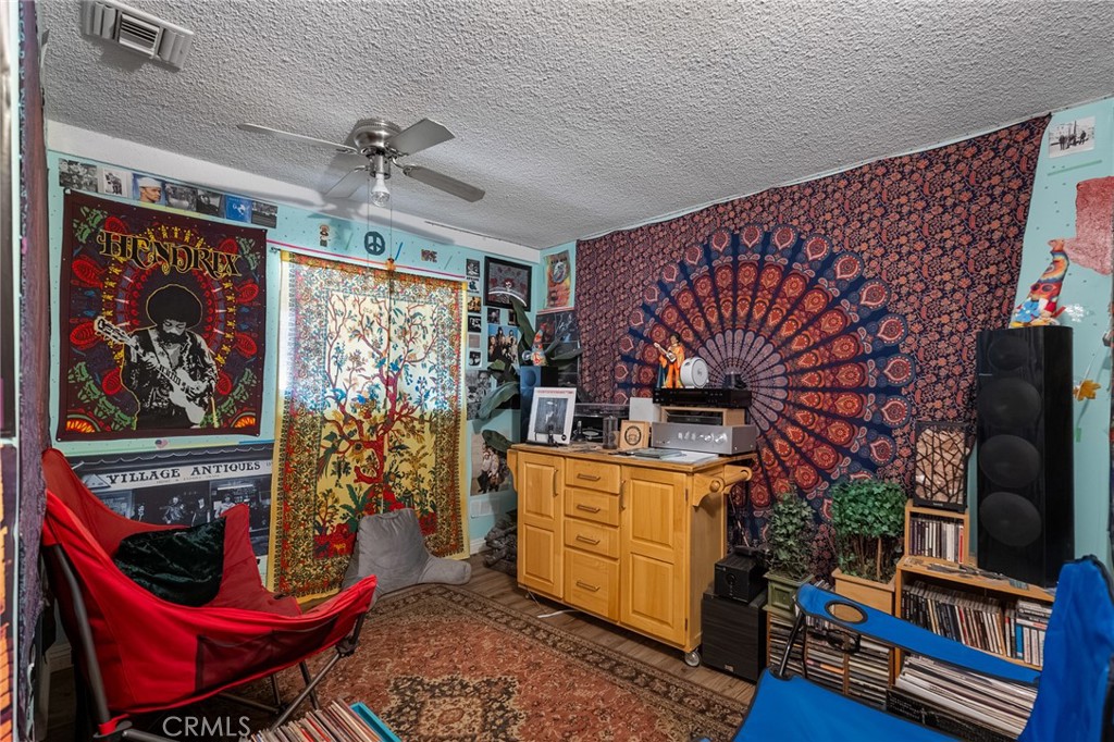 7896 Fox Trail Property Photo 27