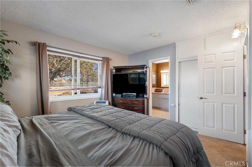 7896 Fox Trail Property Photo 33