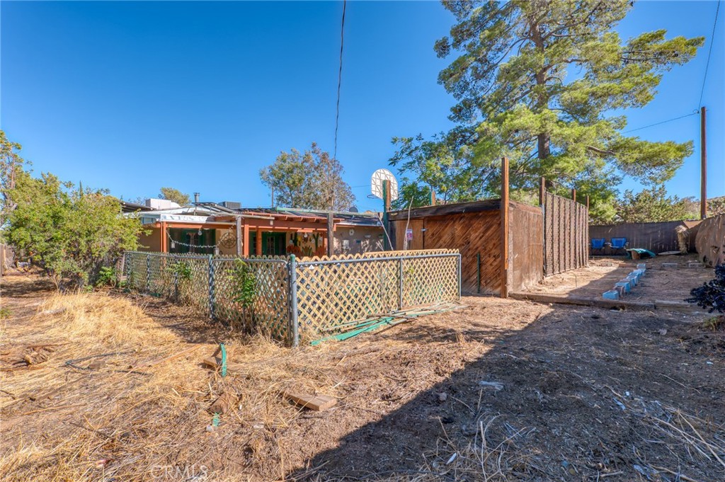 7896 Fox Trail Property Photo 38