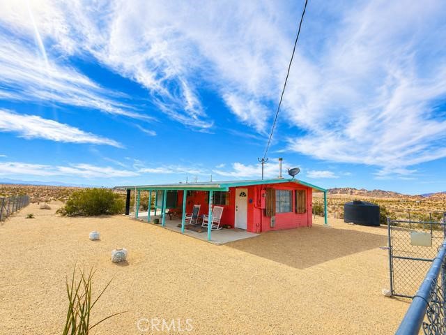 4260 Gayley Property Photo 1