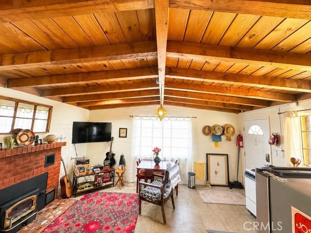4260 Gayley Property Photo 5