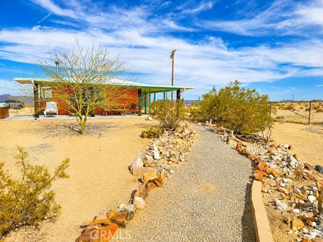 4260 Gayley Property Photo 13