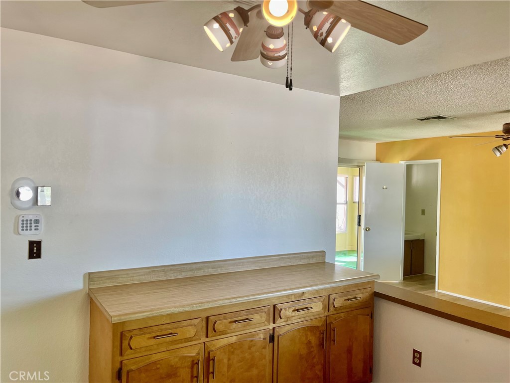 56433 Anaconda Property Photo 7