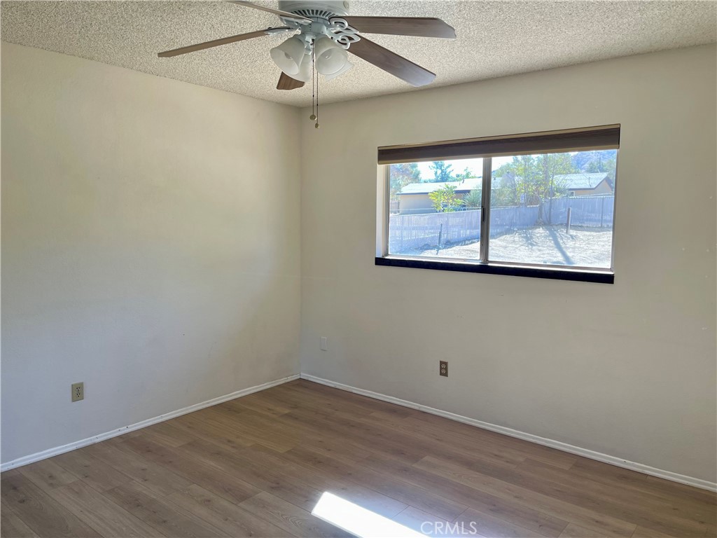 56433 Anaconda Property Photo 11