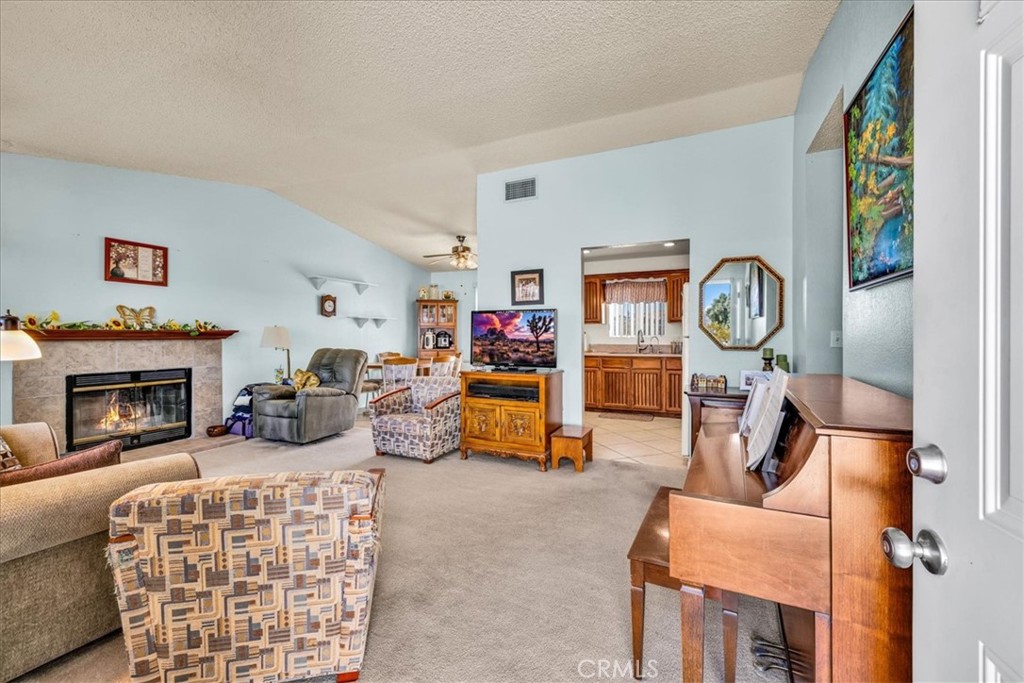 6574 Lupine Property Photo 4
