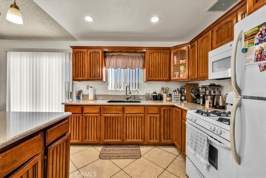 6574 Lupine Property Photo 14