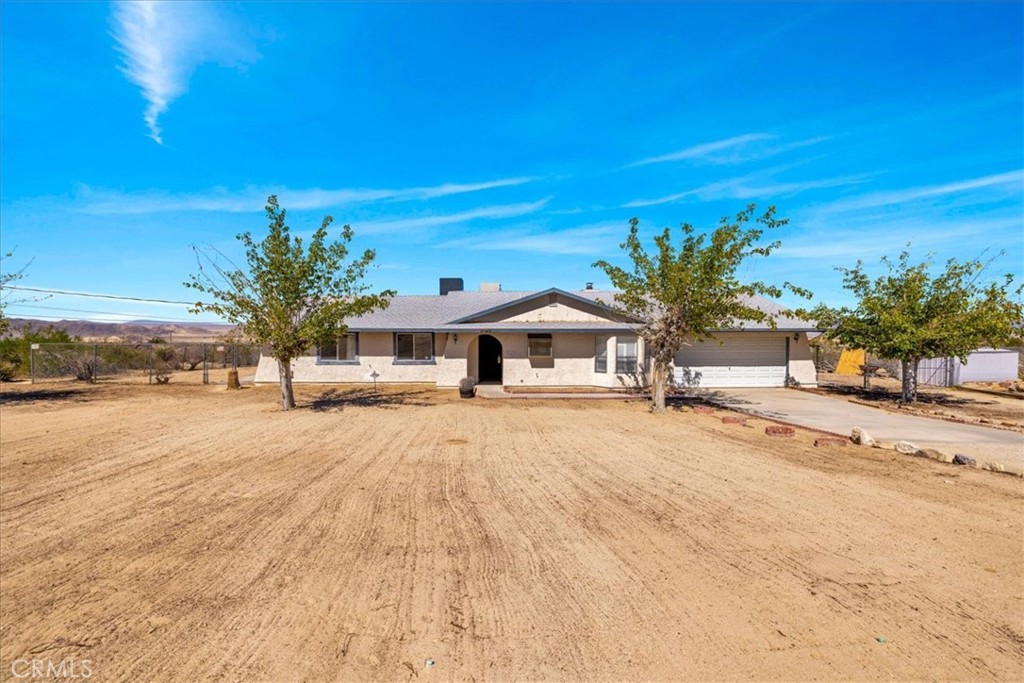 70130 Cottonwood Drive Property Photo 3
