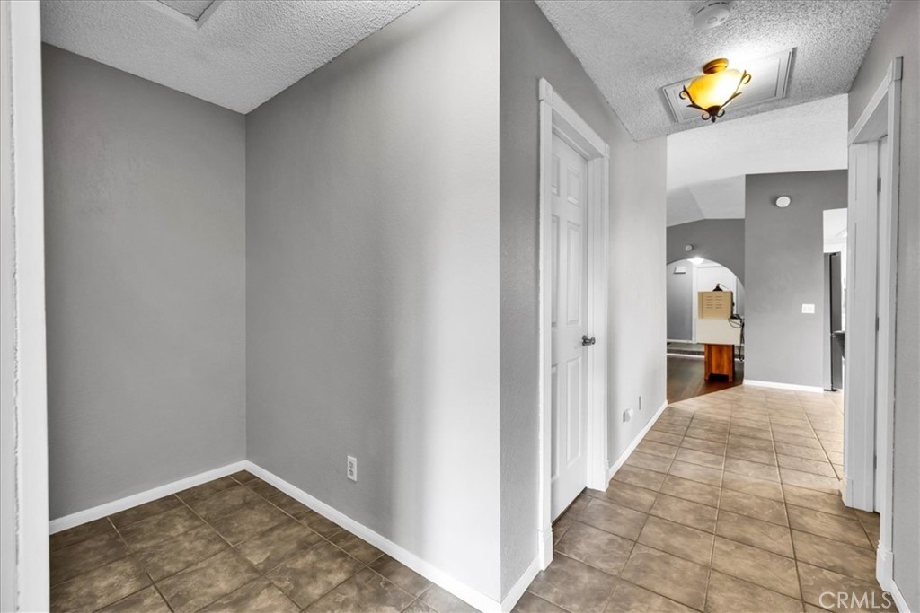 6460 Cahuilla Property Photo 27