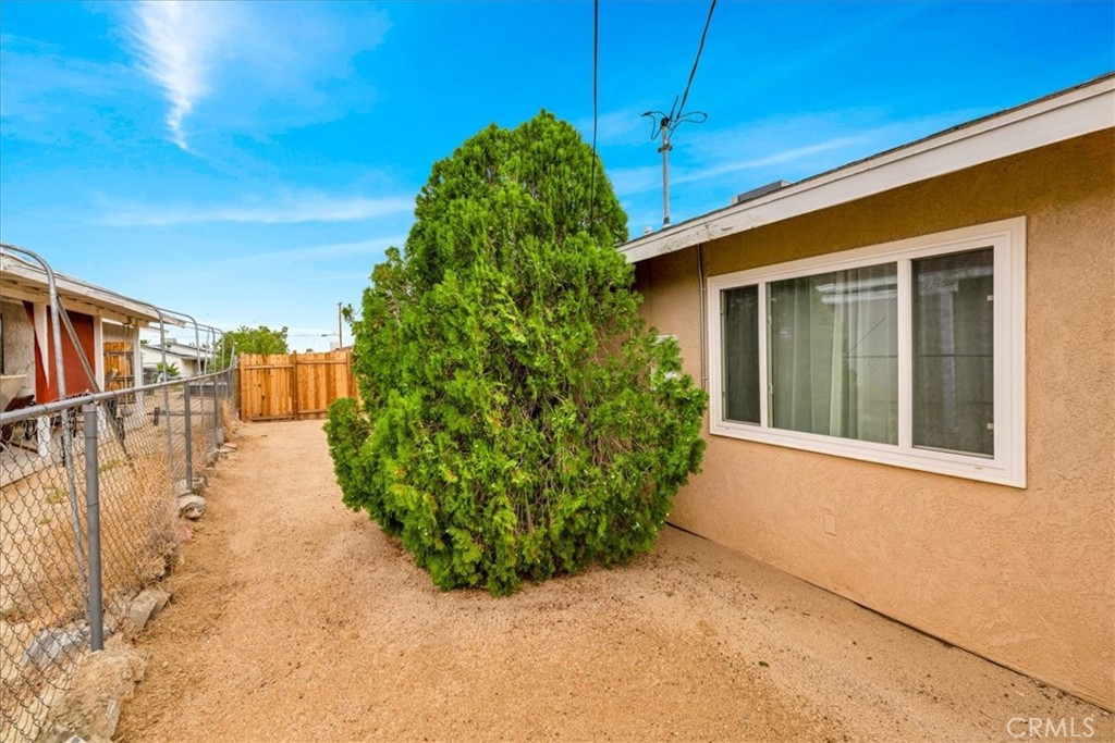 6460 Cahuilla Property Photo 39