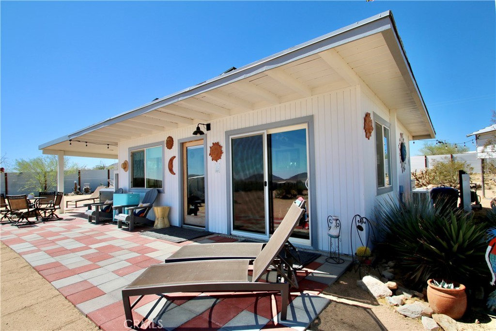 4719 Kickapoo Trail Property Photo 1