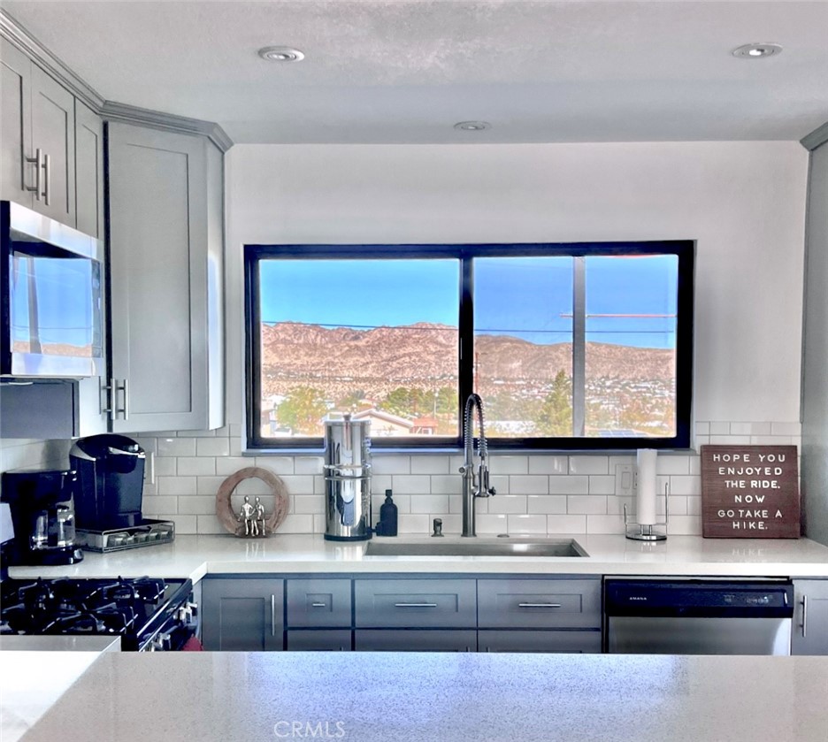 61910 Sunburst Circle Property Photo 14