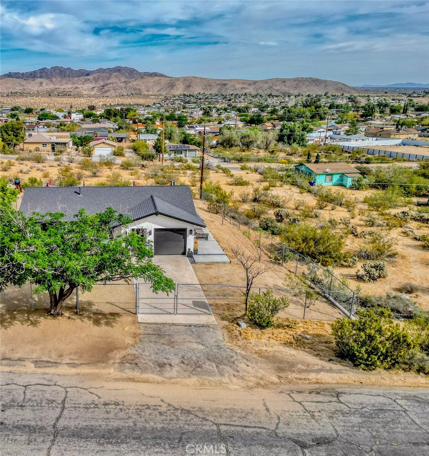 61910 Sunburst Circle Property Photo 61