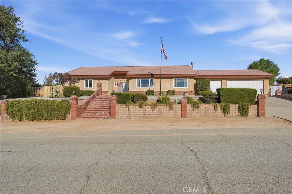 32026 163rd E Property Photo 2