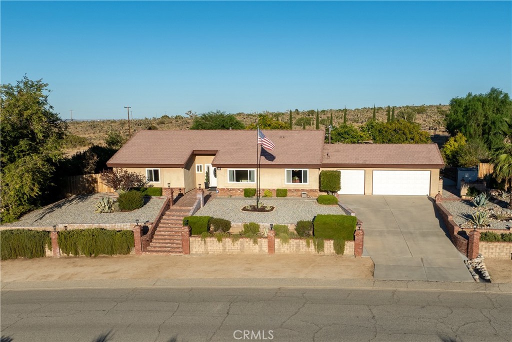 32026 163rd E Property Photo 3