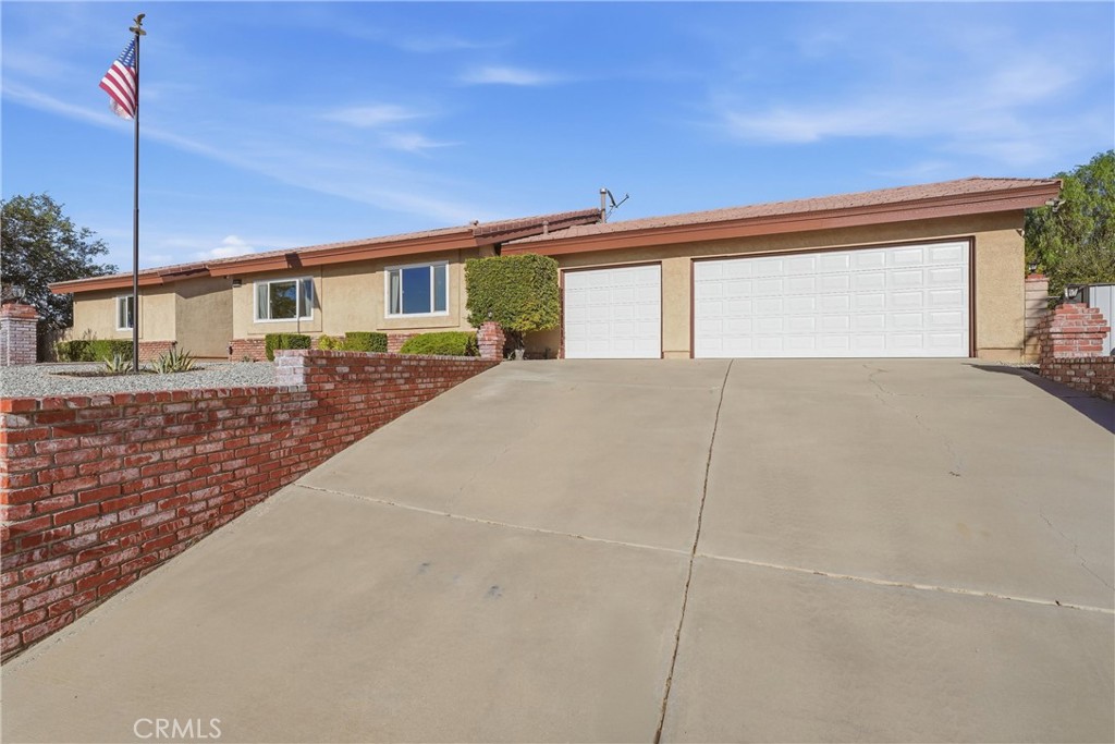 32026 163rd E Property Photo 4