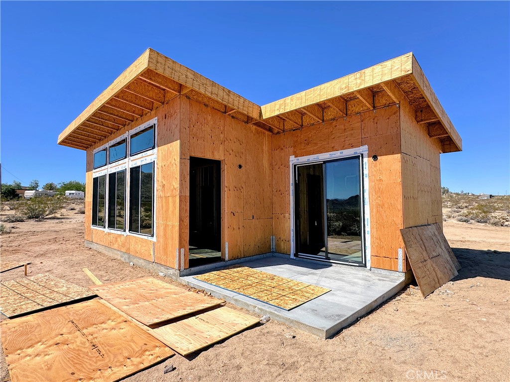 4024 Ocean Avenue Property Photo 4